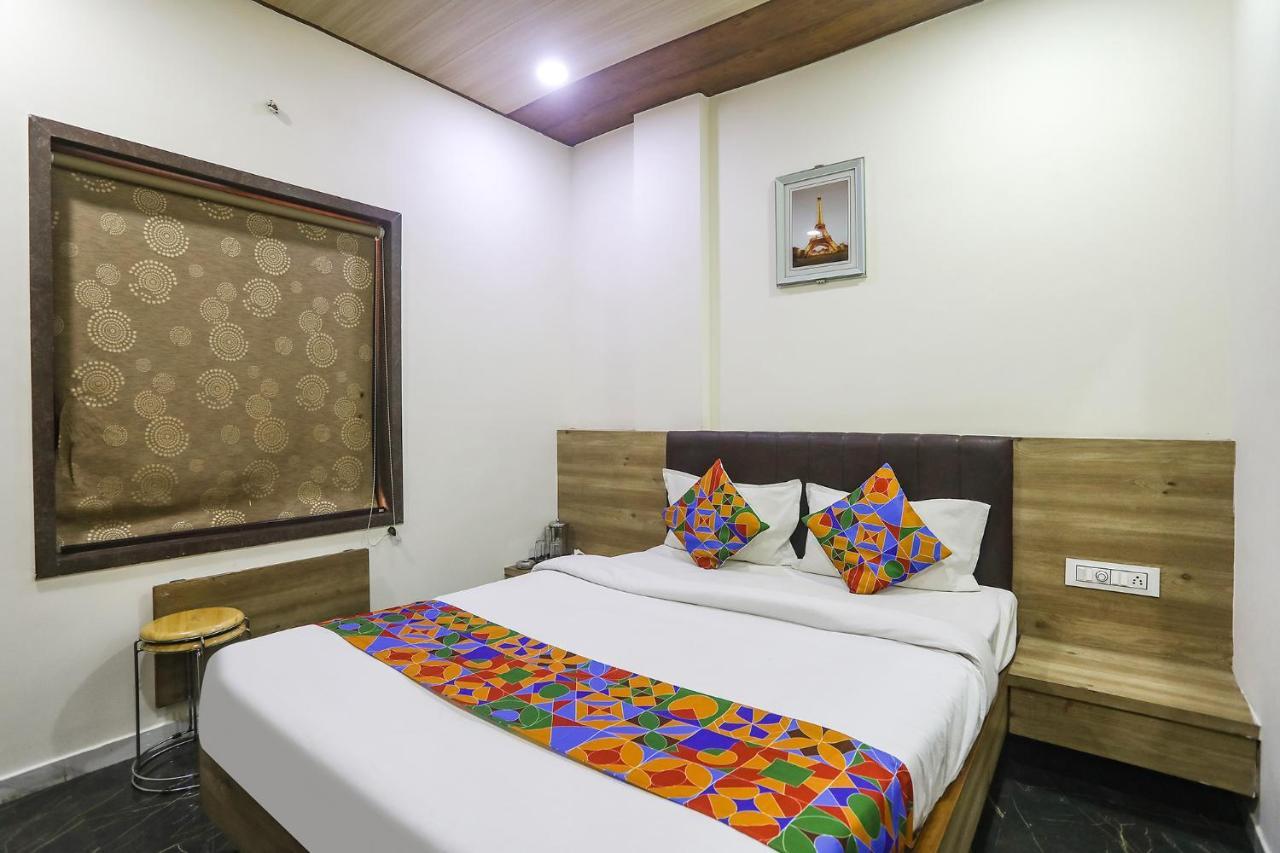 Fabhotel Vedanta Inn - Nr Sitabudli Fort Наґпур Екстер'єр фото
